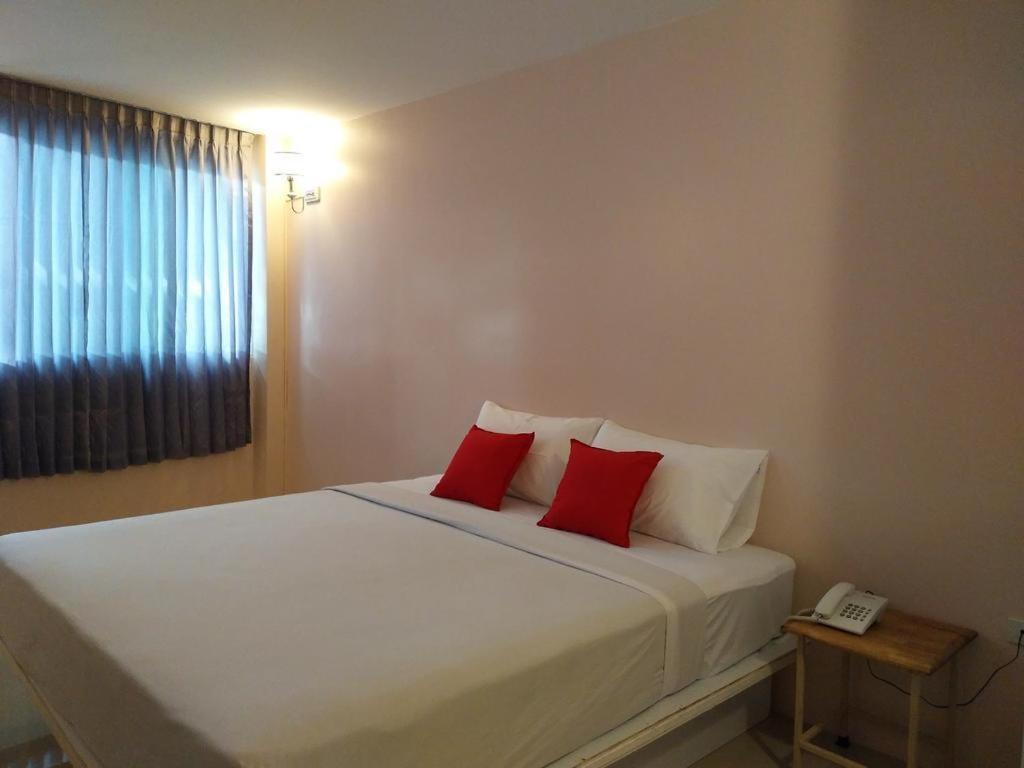 Bird Room Hotel - Pratunam Bangkok Kültér fotó